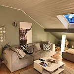 Dans Maison *